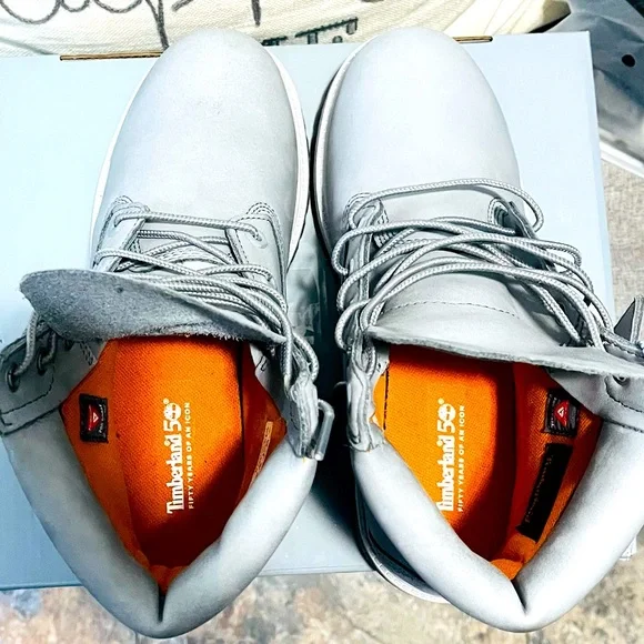 ✨LIKE-NEW✨Timberland Premium 6’ Waterproof (Grey), Men’s Size 5.5/Women’s Size 7 - Picture 5 of 12